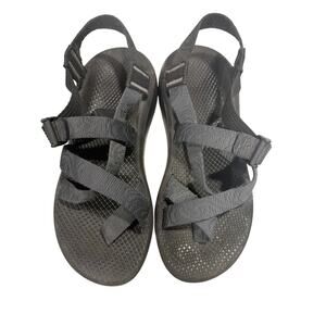 Chaco Z/Cloud 2 sandals in black featuring a toe loop for a secure fit Women's 8